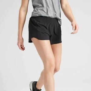 Athleta Hustle 3" Short- Size 2X